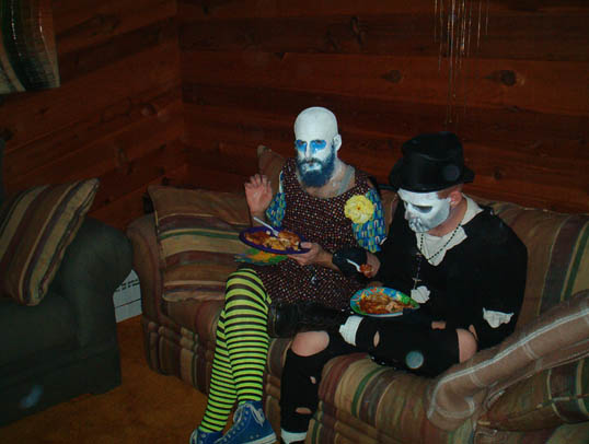 gregor_monk_eats